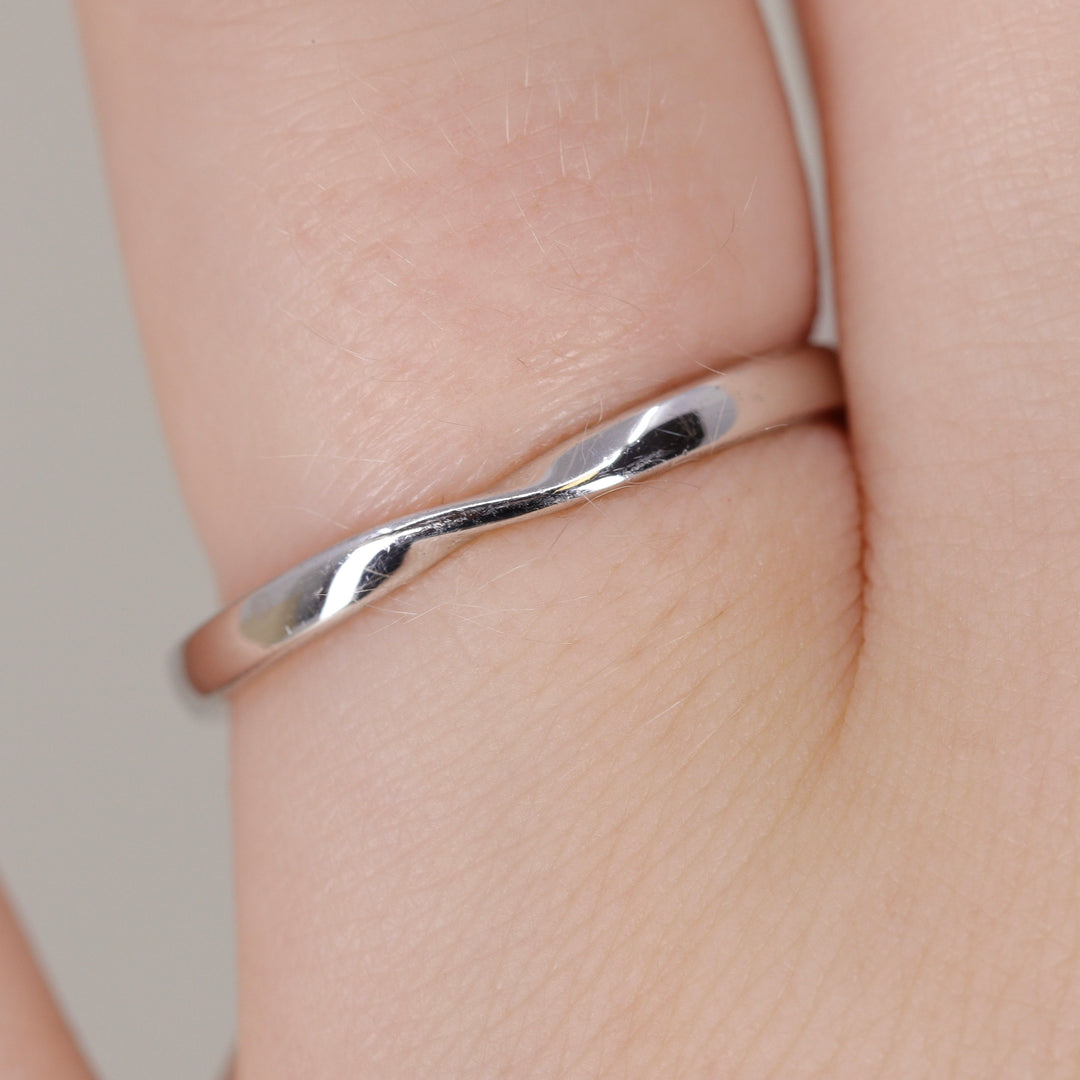 Dee - Ribbon Twist Polished Wedding Ring Made-to-Order Jessica Flinn Wedding Rings