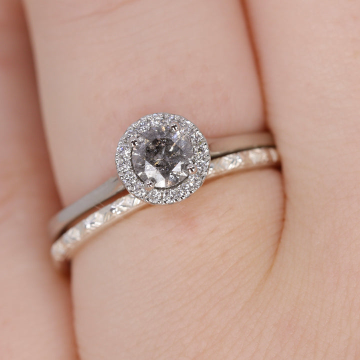 Flora - Floral Pattern Straight Women's Wedding Band - Made-to-Order