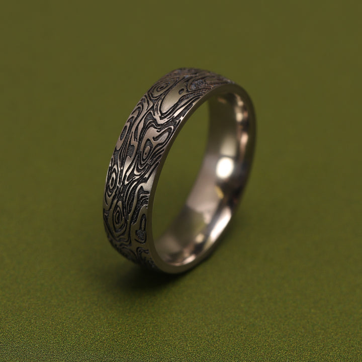Titanium Engraved Woodgrain Pattern Court Fit Men&