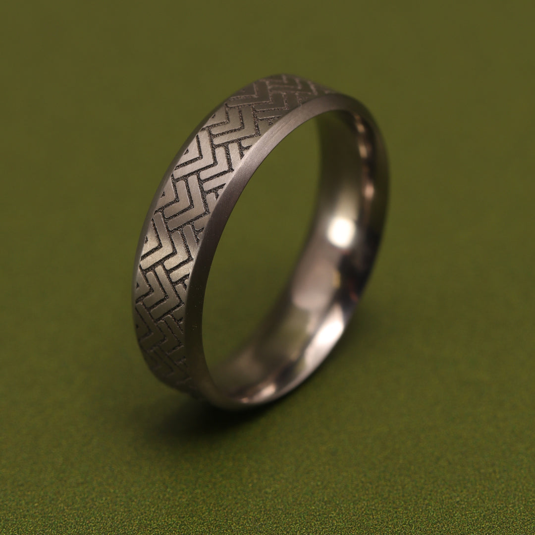 Titanium Herringbone Pattern Engraved Bevelled Edge Men&