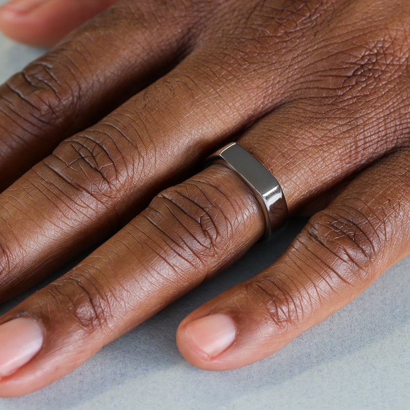 Polished Stainless Steel Signet Ring - The Abbeydale Signet Stainless Steel Rings