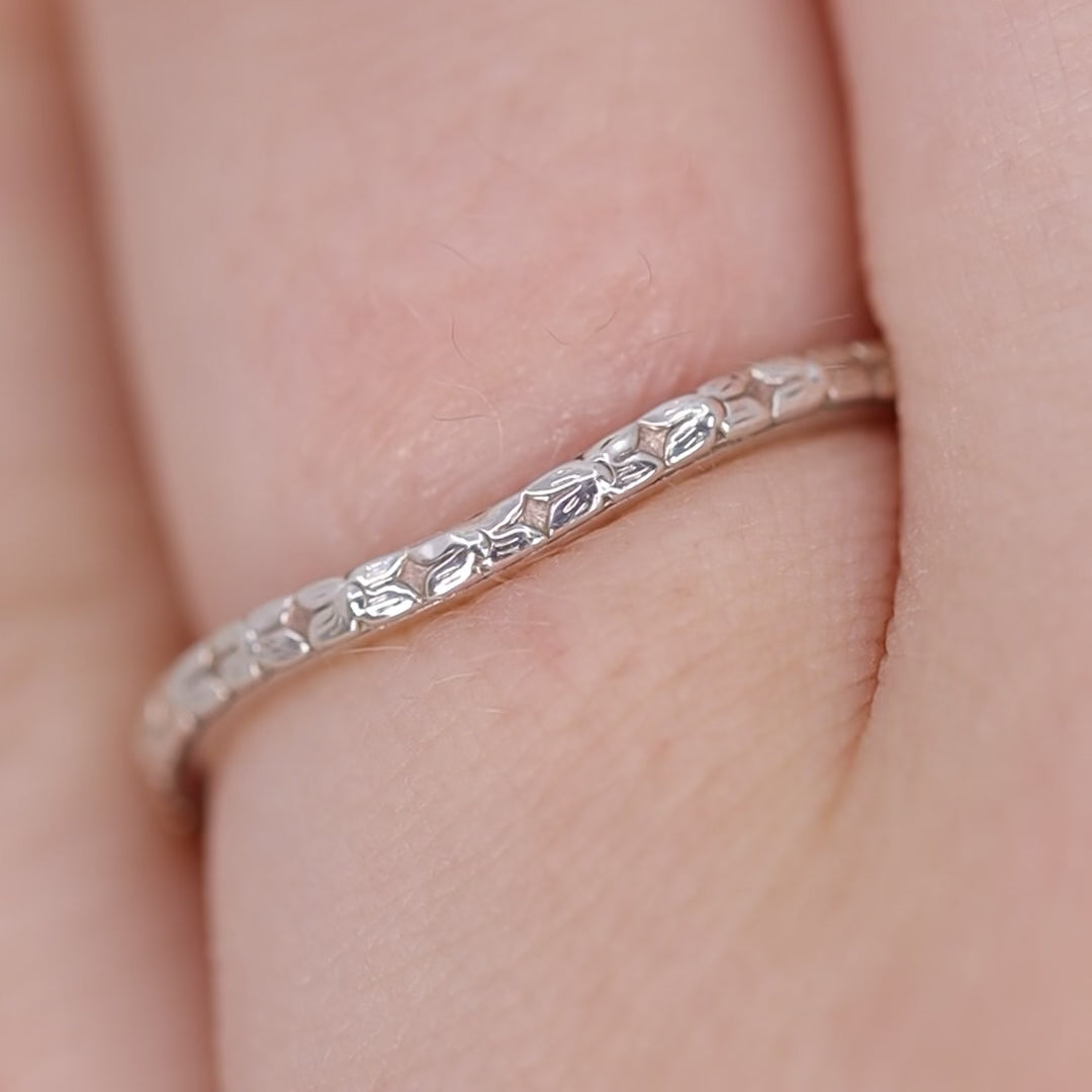 Flora - Floral Pattern Shaped Women's Wedding Band - Made-to-Order