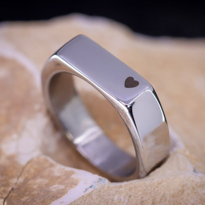 Polished Stainless Steel Signet Ring - The Abbeydale Signet