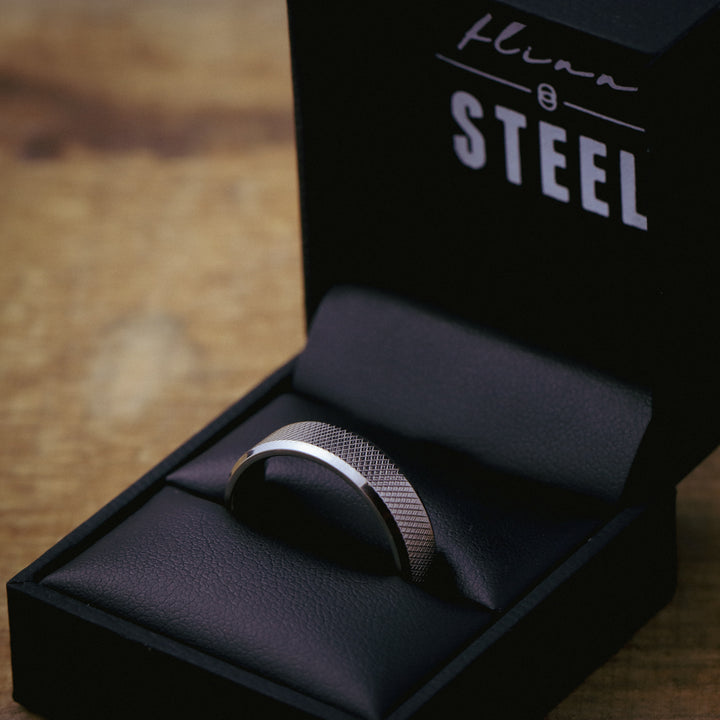 Knurled Effect Bevelled Edge Titanium Wedding Ring - The Wharncliffe