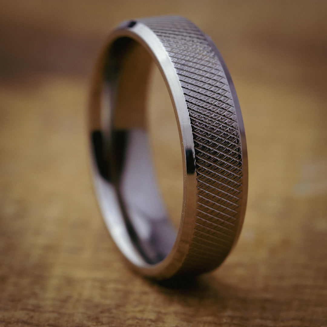 Knurled Effect Bevelled Edge Titanium Wedding Ring - The Wharncliffe